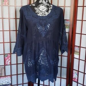 Johnny Was navy blue embroidery 3/4 sleeve tunic top